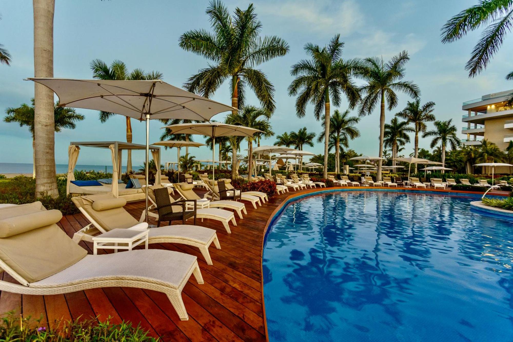 Grand Luxxe Two Bedroom Suite - Nuevo Vallarta Extérieur photo